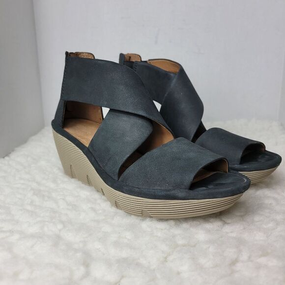 Ted Baker Women's Sandals Size 10 US  40 EUR Large Buckle White Leather Slide - Picture 1 of 8